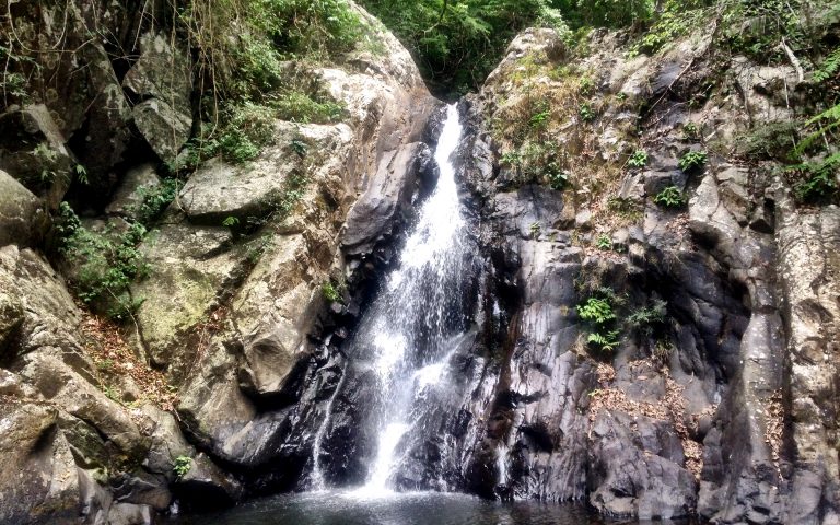 Водопад Pala-U