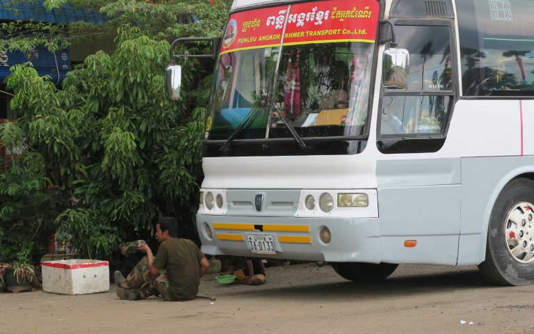 Милостыня в Камбодже