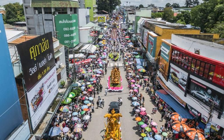 Фестиваль Свечей в Таиланде / Ubon Ratchathani Candle Festival