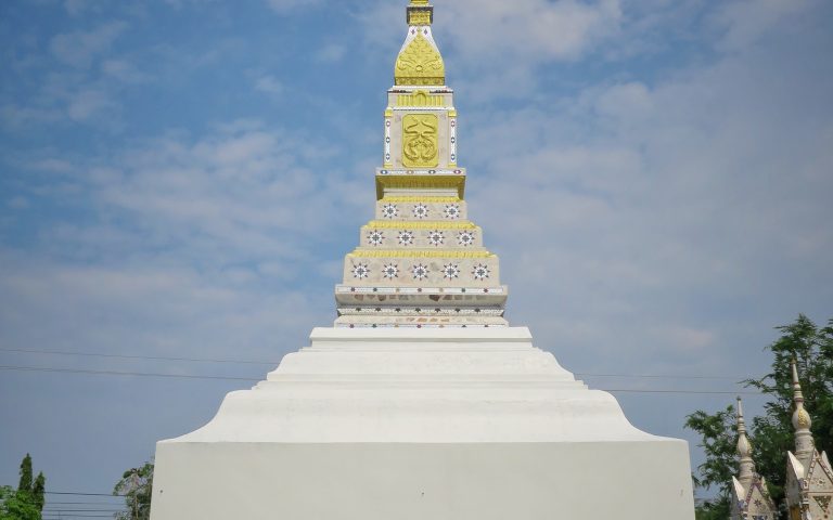Буддийский храм Wat Non Samran 2