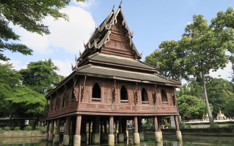 180-летний буддийский храм