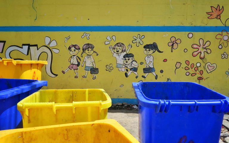 Школьные граффити